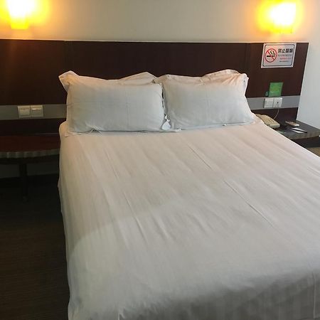 Jinjiang Inn Shenzhen Huaqiang North 외부 사진