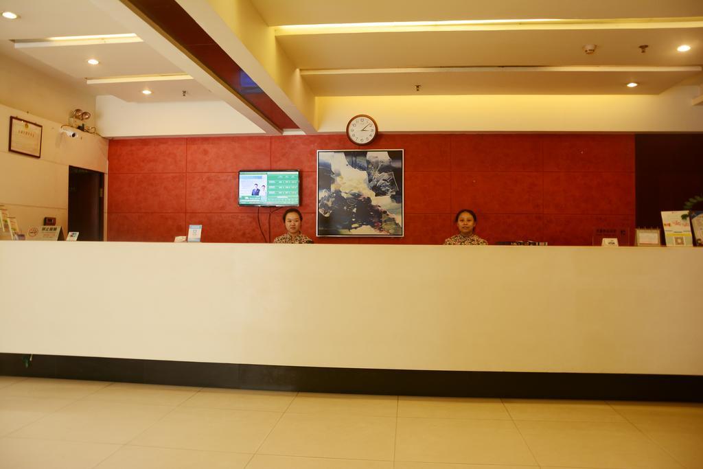 Jinjiang Inn Shenzhen Huaqiang North 외부 사진