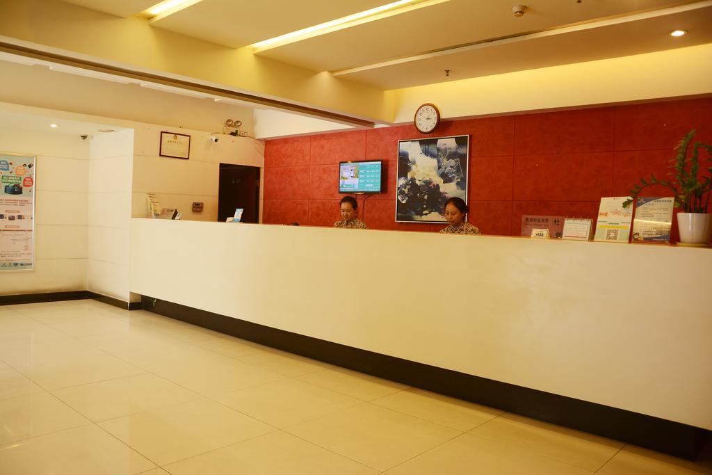 Jinjiang Inn Shenzhen Huaqiang North 외부 사진
